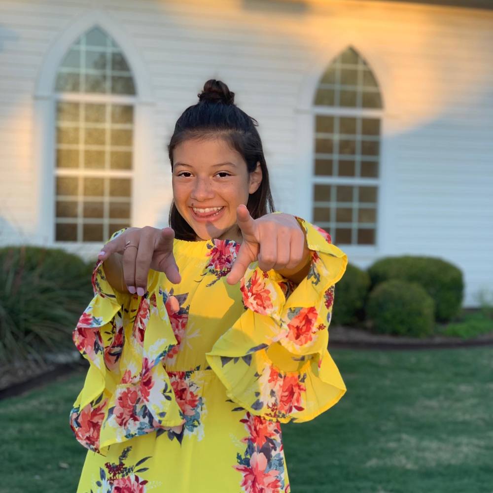 Meet your Posher, Amada